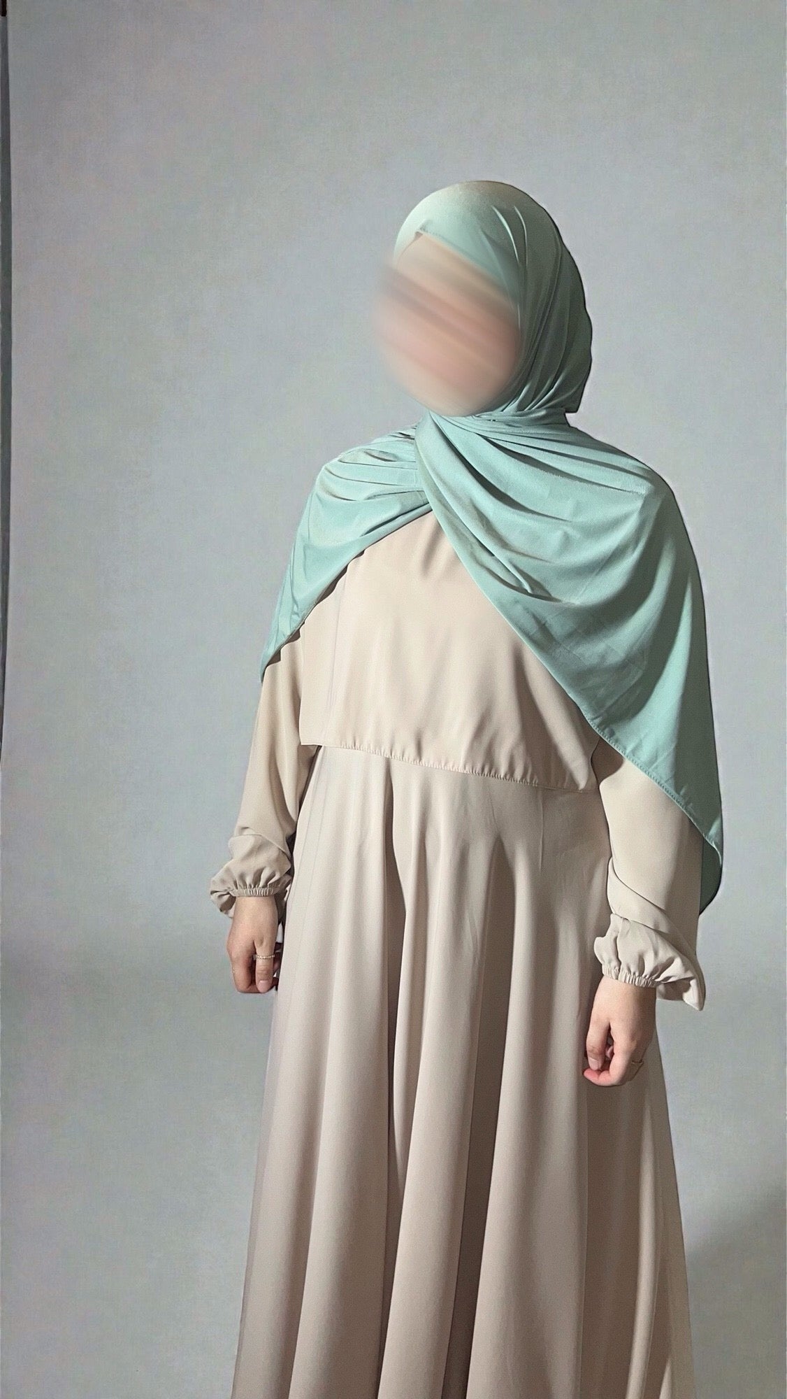 Abaya Nour
